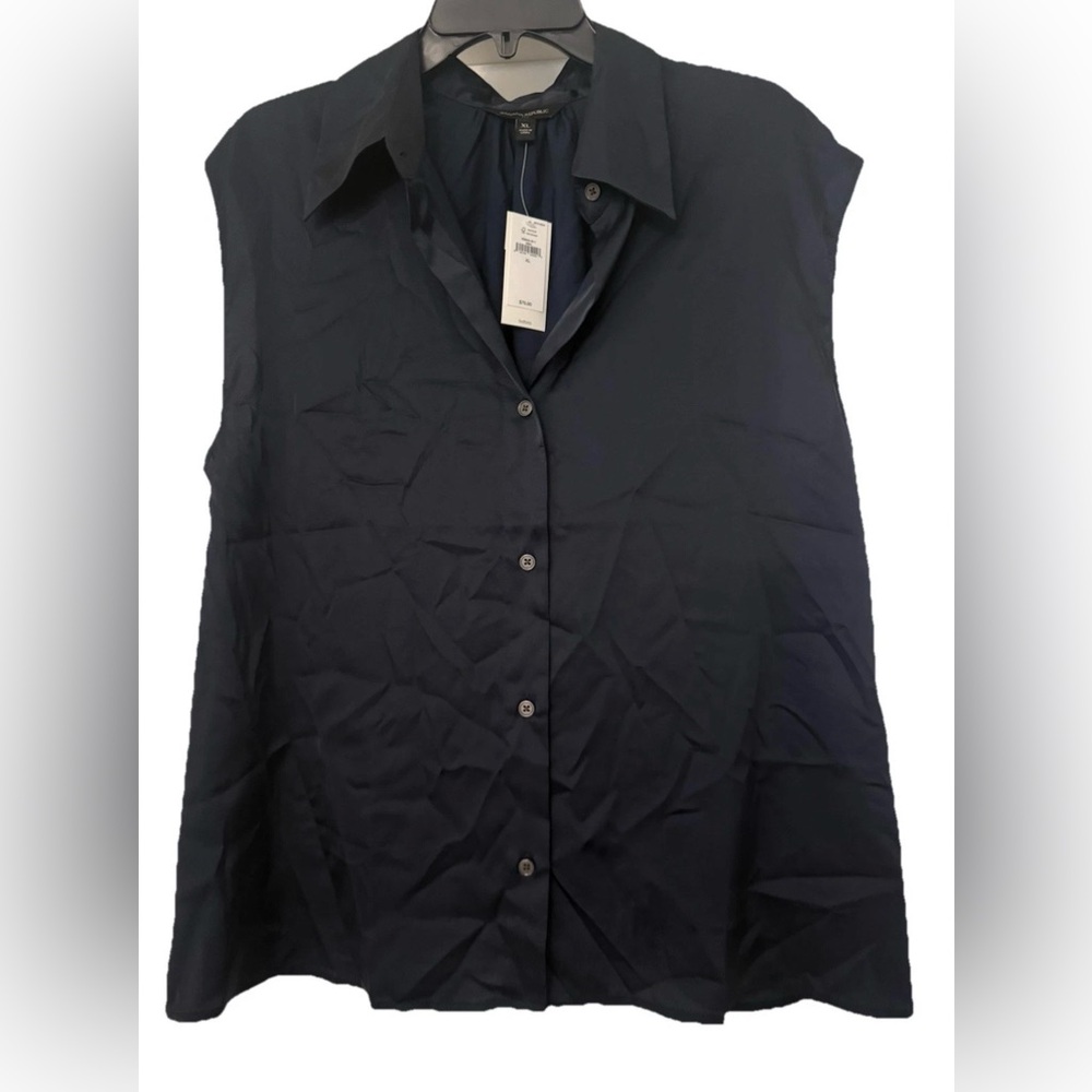 Banana Republic Women’s Navy Blue Button Front Sleeveless Blouse Size XL NWT